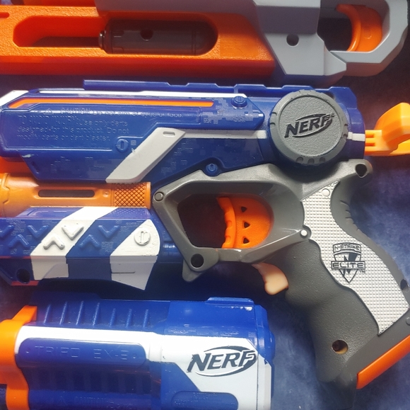 NERF Zombie Strike gun + 2 others - Picture 13 of 16